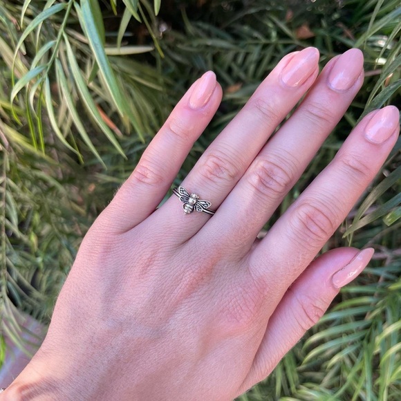 Sterling silver butterfly ring sz 6 - Picture 2 of 4